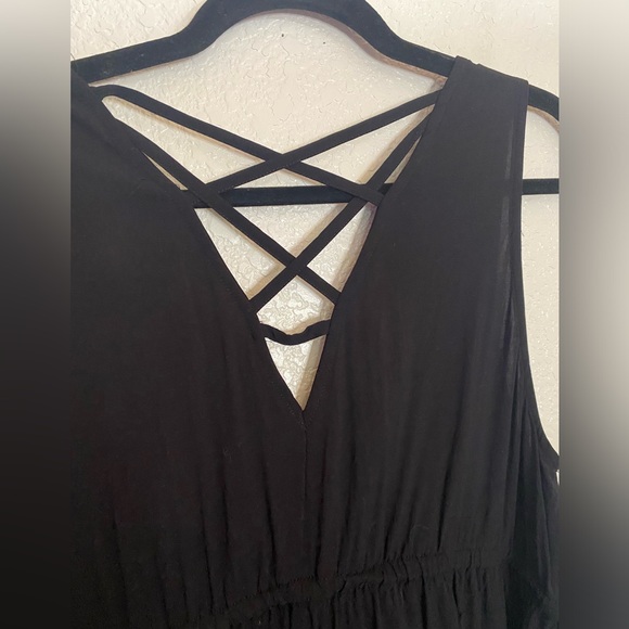 Torrid Sleeveless Black Criss Cross Back Babydoll Tunic Top Size 0 - Picture 6 of 7